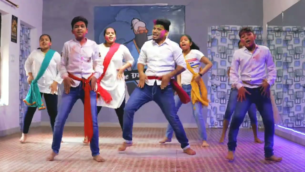 Balam Pichkari | Holi Special | Dance choreography Dance Studio #holi #dancevideo #bollywood festiv