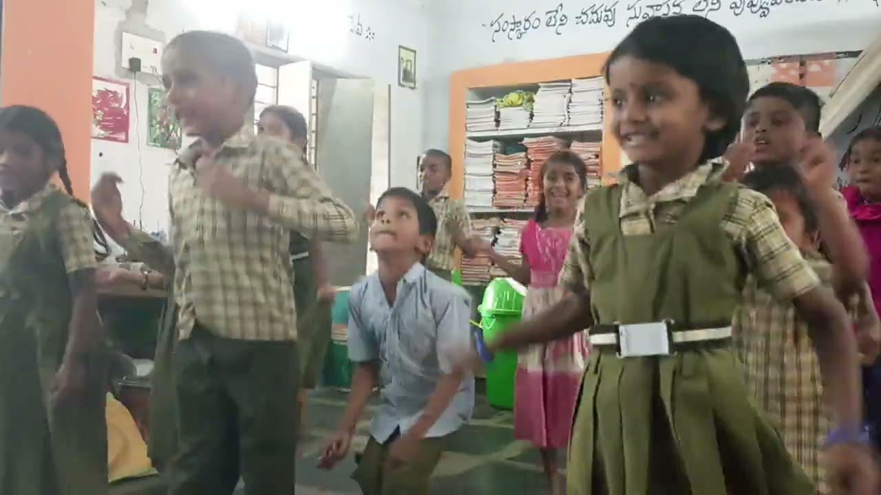 No  bag day Activity: Action verbs 