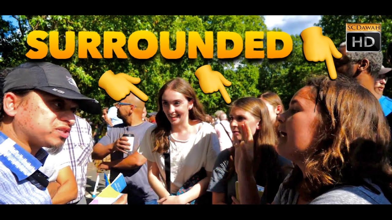 Surrounded! Mansur Vs Christian Girls | Old is Gold | Speakers Corner | Hyde Park