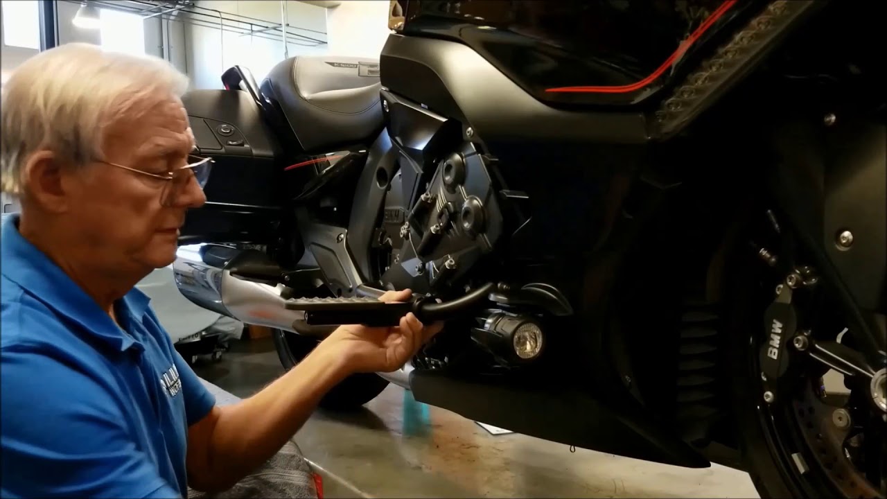 19-500 Highway Peg installation on K1600, 26-500 Engine Guar Bars