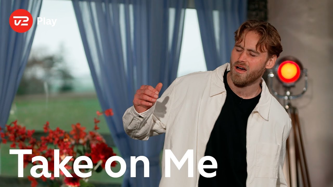 Sebastian synger &rsquo;Take on Me&rsquo; - A-ha (Bootcamp) | X Factor 2025 | TV 2