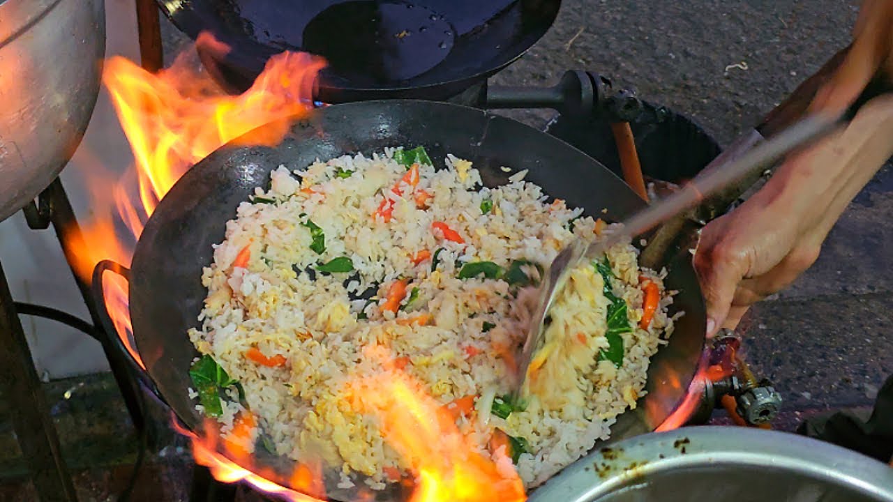 이걸 먹어야 방콕에 온 겁니다. 전직 호텔 셰프 / You have to eat this to come to Bangkok - Thai street food