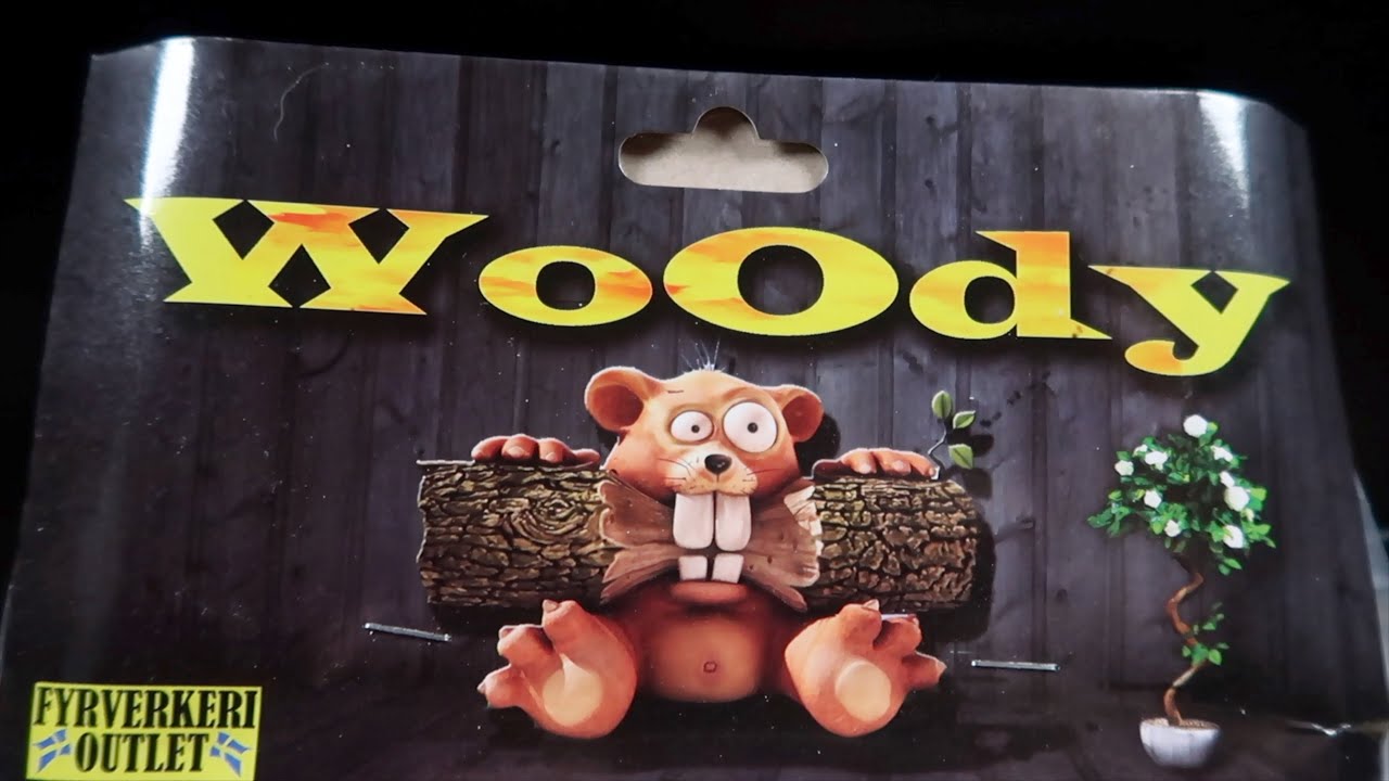 Unboxing av fyrverkerisats Woody från Fyrverkerioutlet