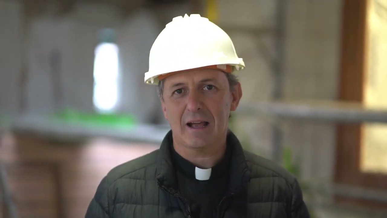 El padre Siegriest visita las obras del Santuario de las Apariciones de Pontevedra