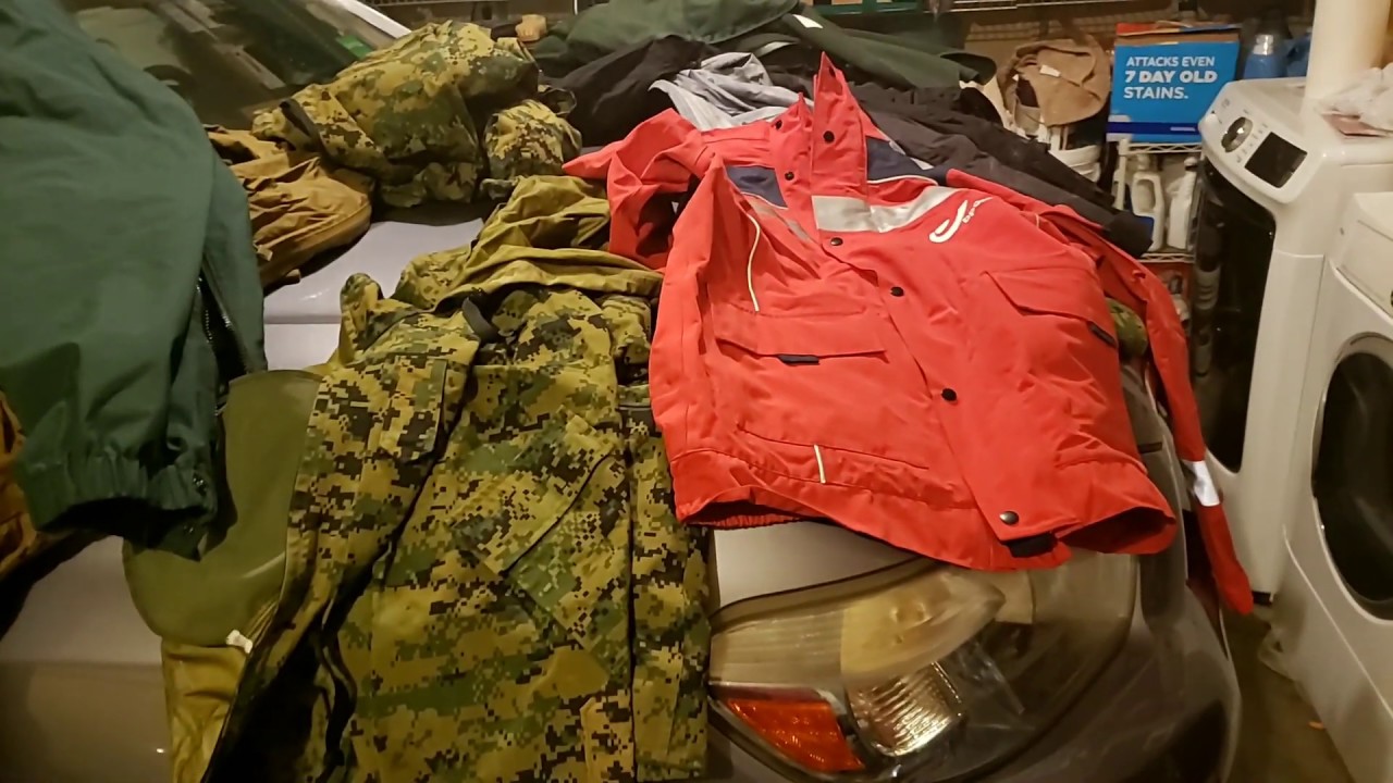 Gore-tex, military, surplus and civilian.  A comparison.  Get rain jackets cheaper!  Usmc goretex.