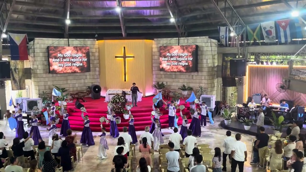 My God Reigns // The Lord Reigns