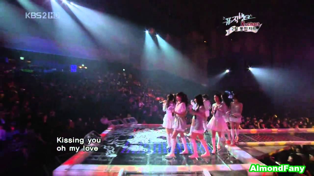 SNSD Taeyeon kissing you powerful singing compilation