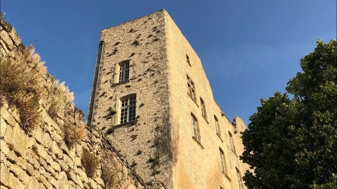 #WELCOME #CHATEAU #LACOSTE #VILLAGE #DECOUVERTE #EXPLORATION by Steel®️