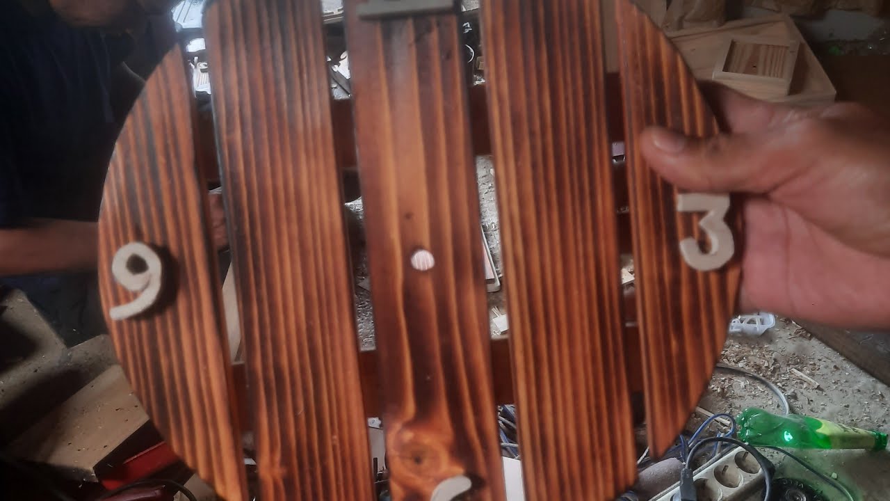 membuat jam kayu