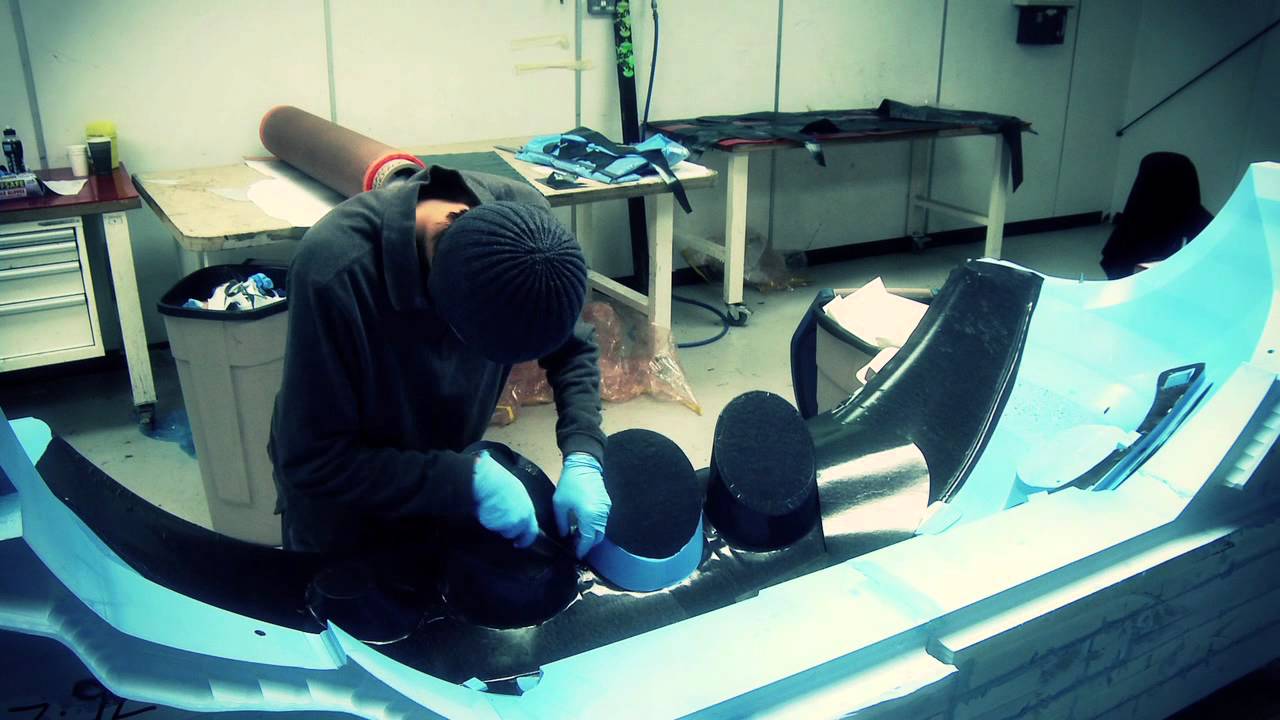 Nissan JUKE-R Video 7 - Body Styling