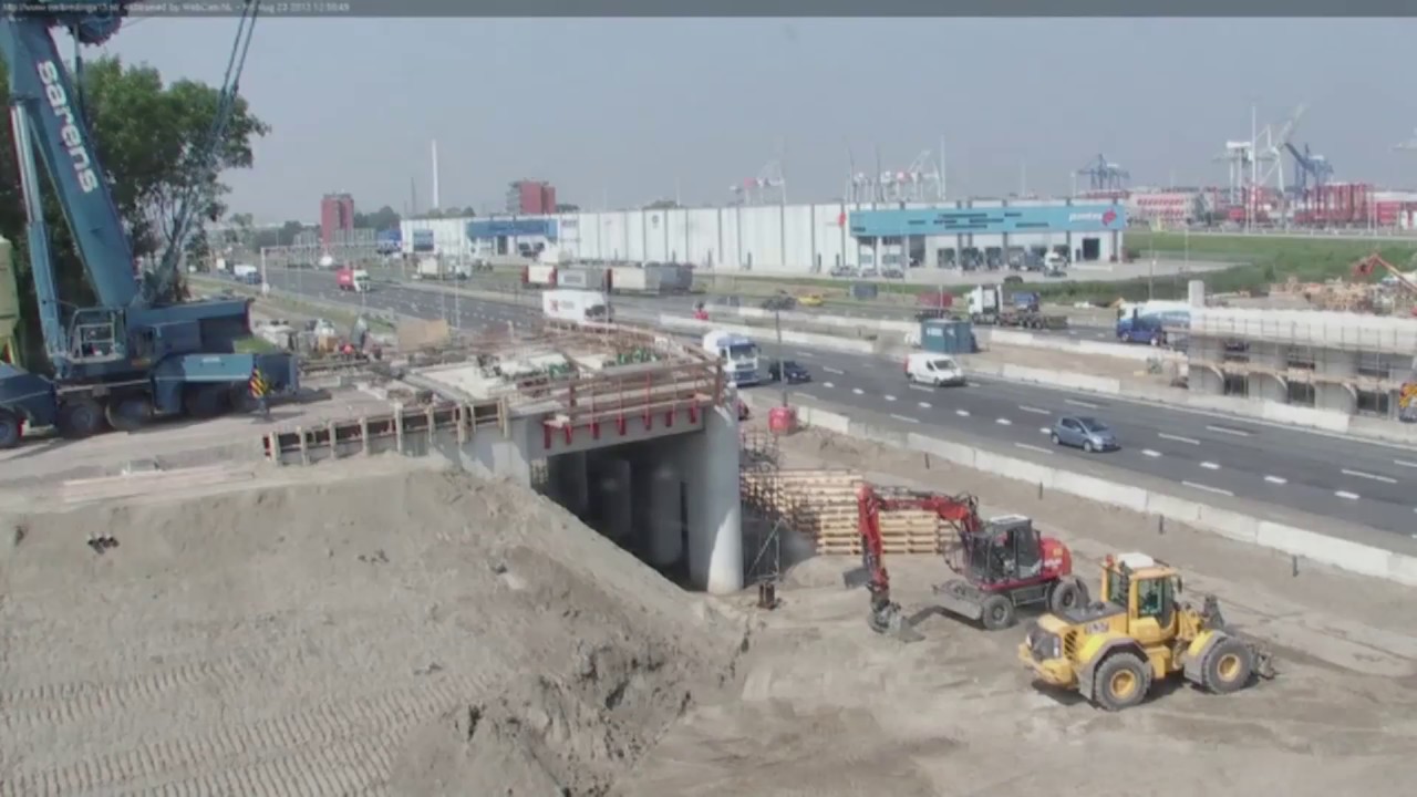 How the dutch build an overpass in only 3 days!