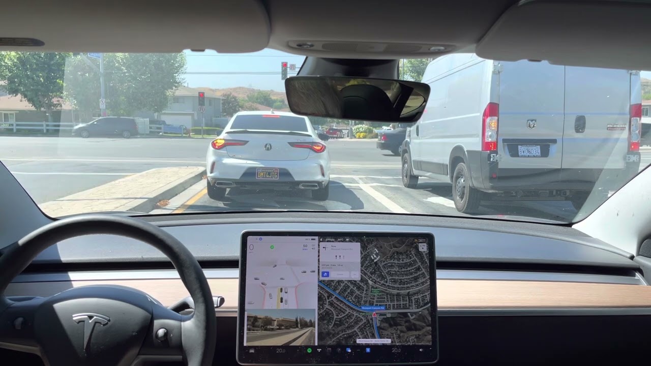 Model 3 - Beta FSD 10.69 - Drive to grocery store - 2022.16.3.10 - 23 Aug 22