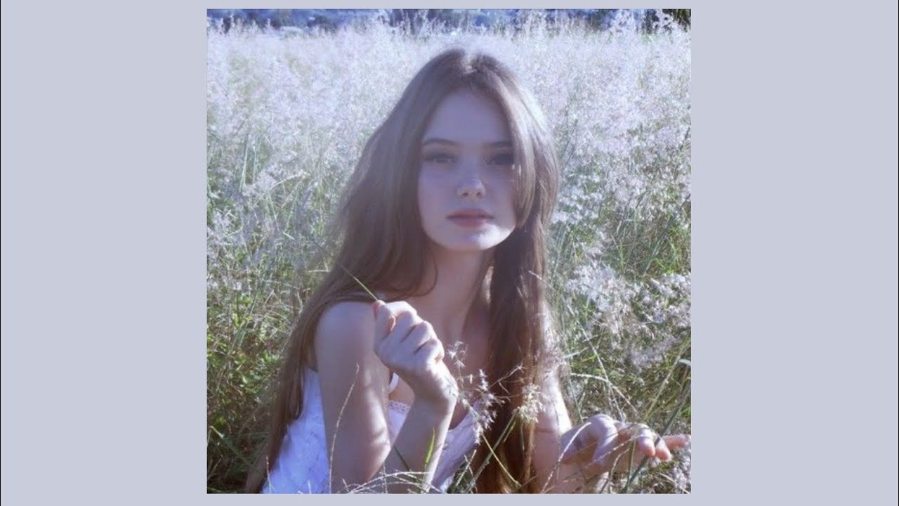 LANA DEL RAY 'YOUNG AND BEAUTIFUL' (LOFI VERSION)