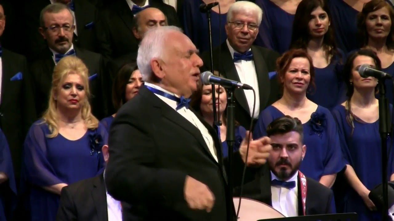 Ali Gültekin - Şu Yalan Dünyayı Aşksız Geçirme