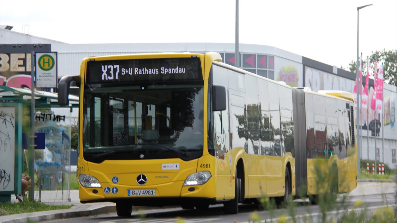 Berlin Bus Mitfahrt X37 Falkensee Humboldtallee - Westerwaldstraße MB C2G 4981