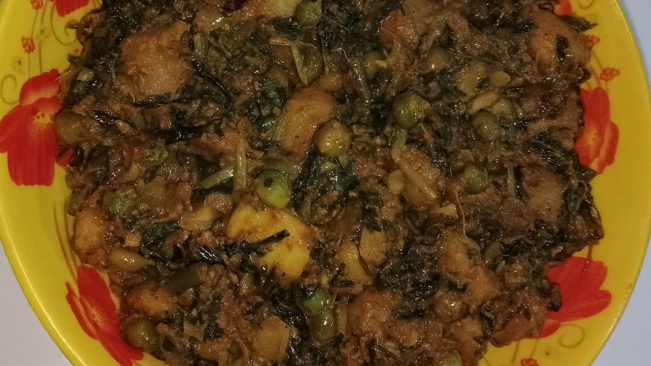 Methi ka sag aur aalu ka testi chatpata sabji ek bar aise banaaiye