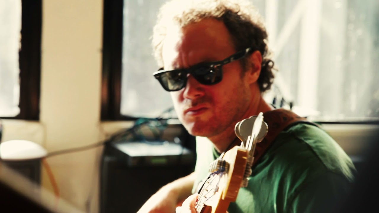 95bFM Friday Live: Te Huhu - 'Nobody Moving'