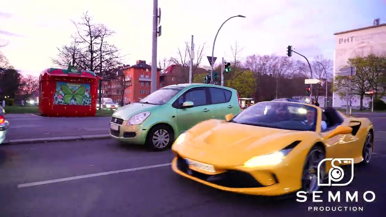 Auto Kolonne In Berlin