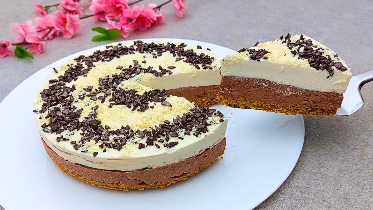 Двойной шоколадный торт за 5 минут! Без духовки и желатина! Тает во рту!