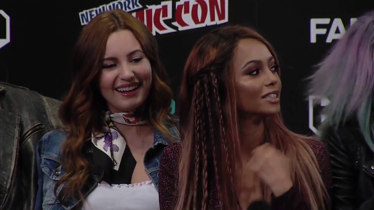 The Shannara Chronicles Cast Talks Season 2 - NYCC Live