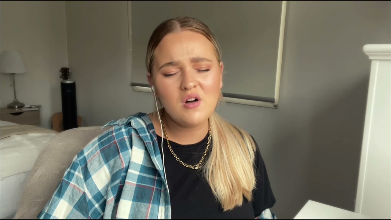 I drink wine - Adele (Tayla Lauren)