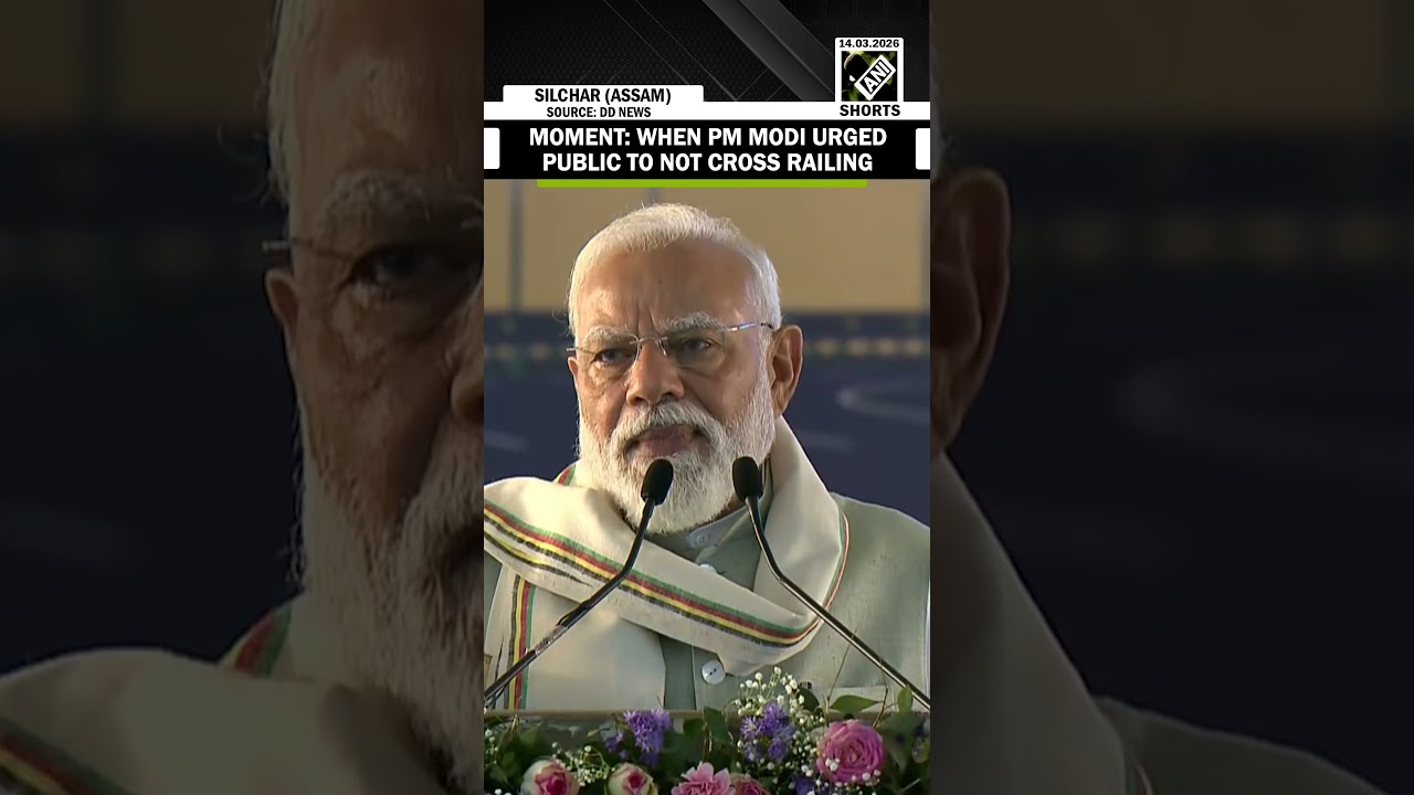 Moment when  PM Modi urged public to not cross railing risking their safety