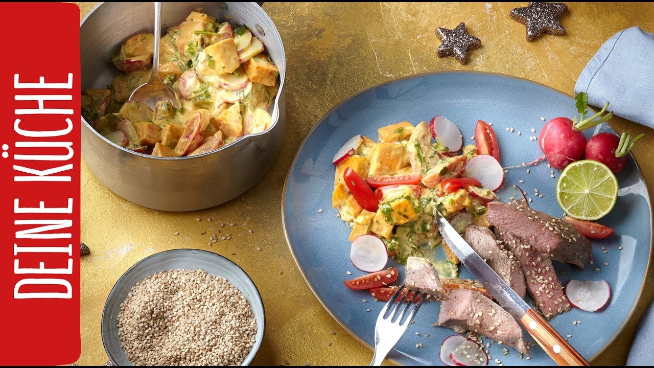 Kartoffelsalat 2.0 | S&uuml;&szlig;kartoffelsalat mit Lammlachsen | Weihnachten bei REWE Deine K&uuml;che