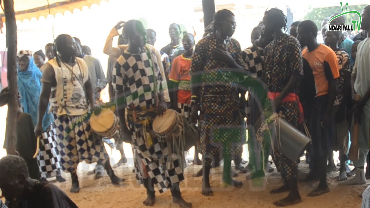 TARIKHOU KHINE (TABALA) BAYE FALL PAR S.CHEIKH BINTOU FALL KHALIFA NDAR FALL