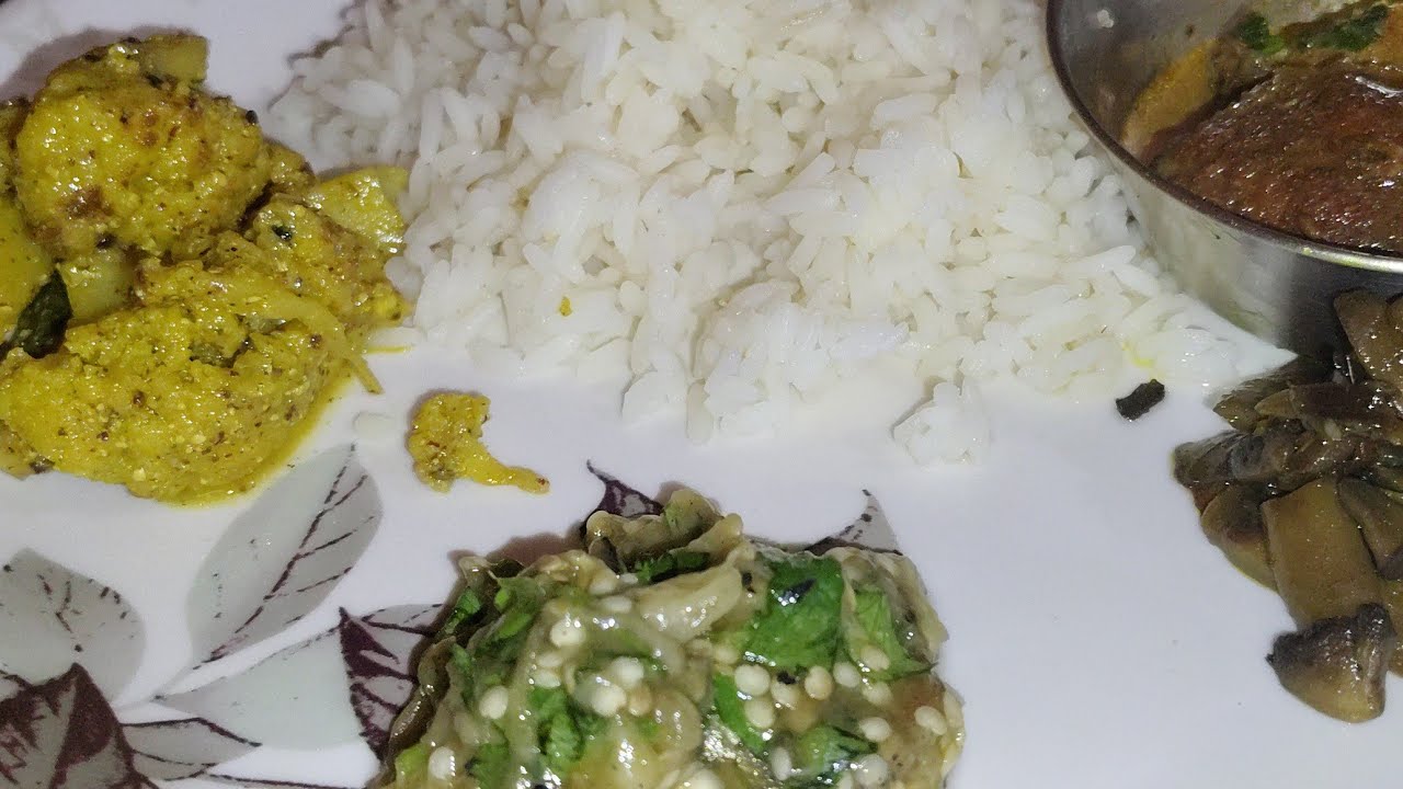 দুপুরের রান্না বান্না সারা হলে চলে এস বন্ধুরা