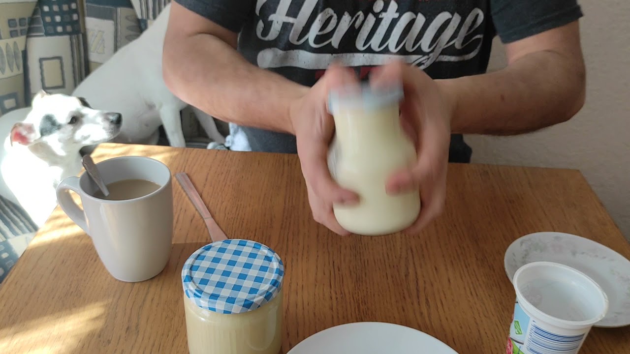 Butter machen in 7Minuten mit dem Glas und Schlagsahne