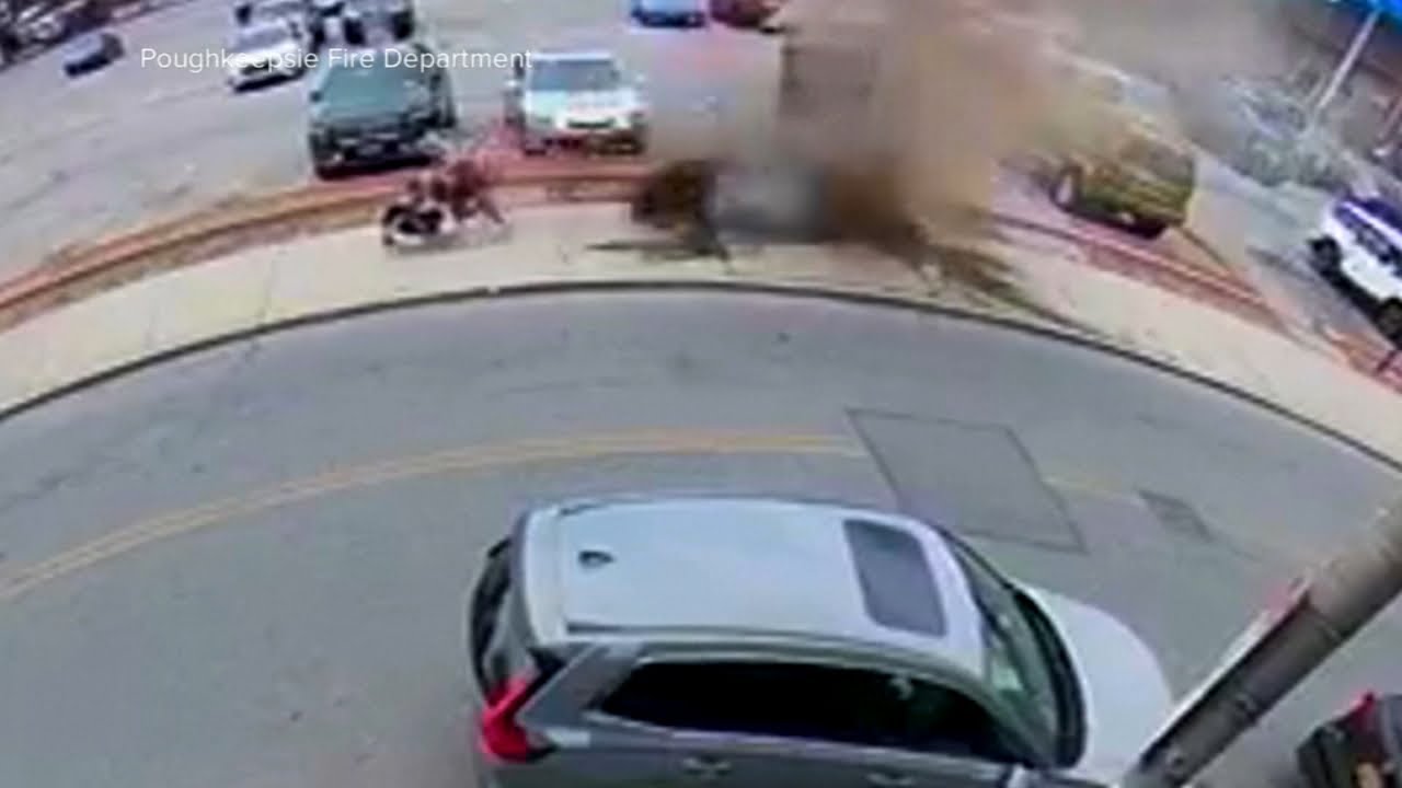 Family walking in NY nearly hit by exploding manhole covers