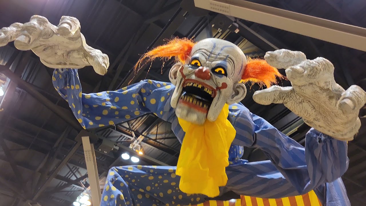 Halloween Express at TransWorld's Halloween & Attractions Show 2021