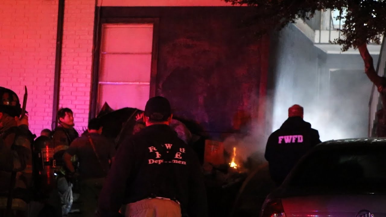 Firefighters Fight Blaze at Fort Worth Apartments