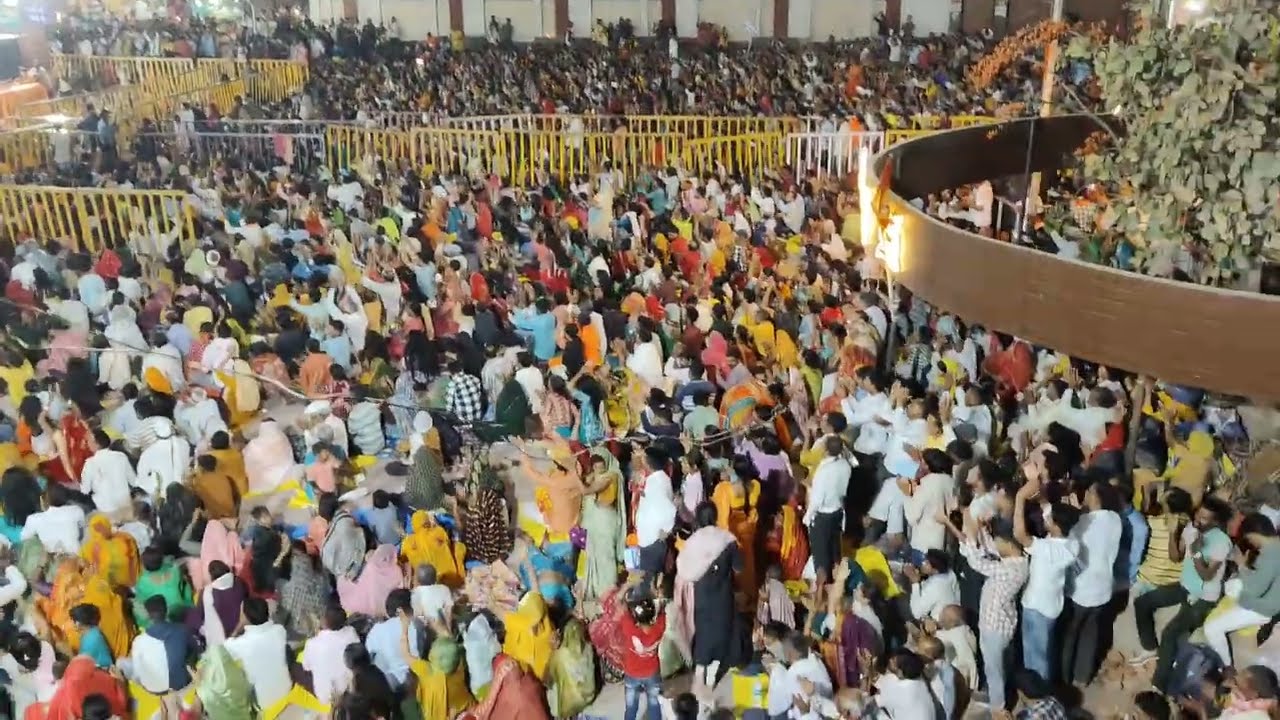 LIVE मंगलवार को मुस्लिम लड़की ने दी बागेश्वर धाम को दिल दहला देने वाली चुनौती | 9 मार्च 2026 