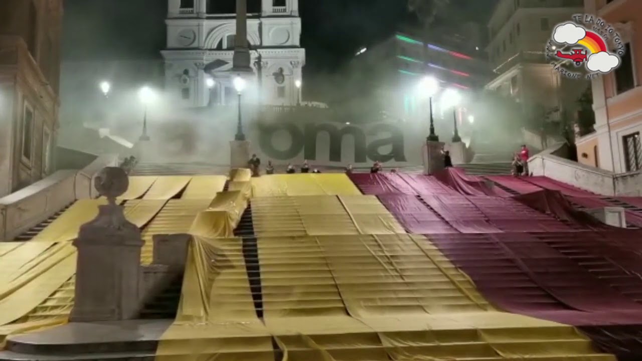 22 luglio 2020: la Curva Sud a Piazza di Spagna per il compleanno della AS Roma, da brividi