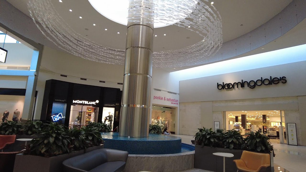 Walking Boca Raton, Florida Town Center Shopping Mall