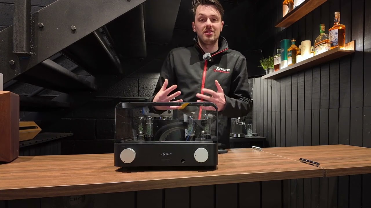 Modern TWIST on Classic Valve Amplifiers! - Fezz Titania Amplifier