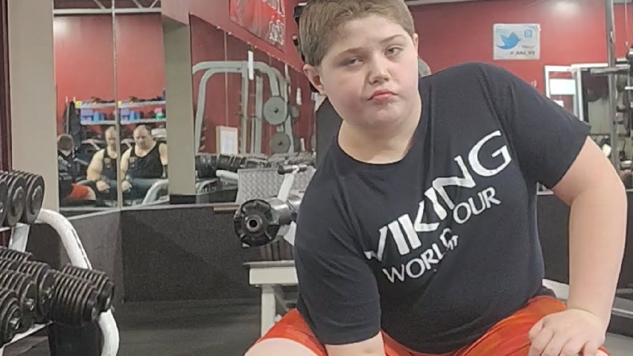 Live highlights 1/29/16. Back and biceps with my dad 💪🔥.#subscribe #motivation #powerlifting #power 