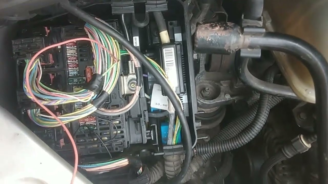 Problème Démarrage citroen C8 réparation BCM