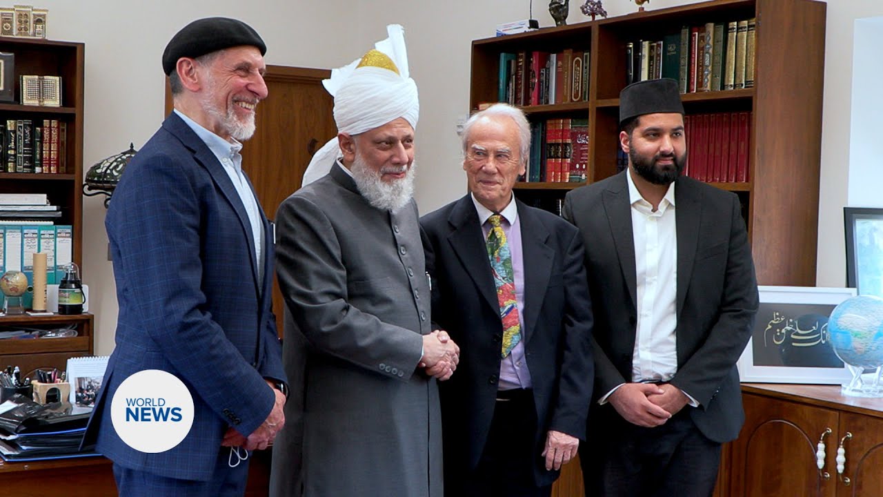 Hazrat Mirza Masroor Ahmad (aba) grants audience to peace activist Reiner Braun