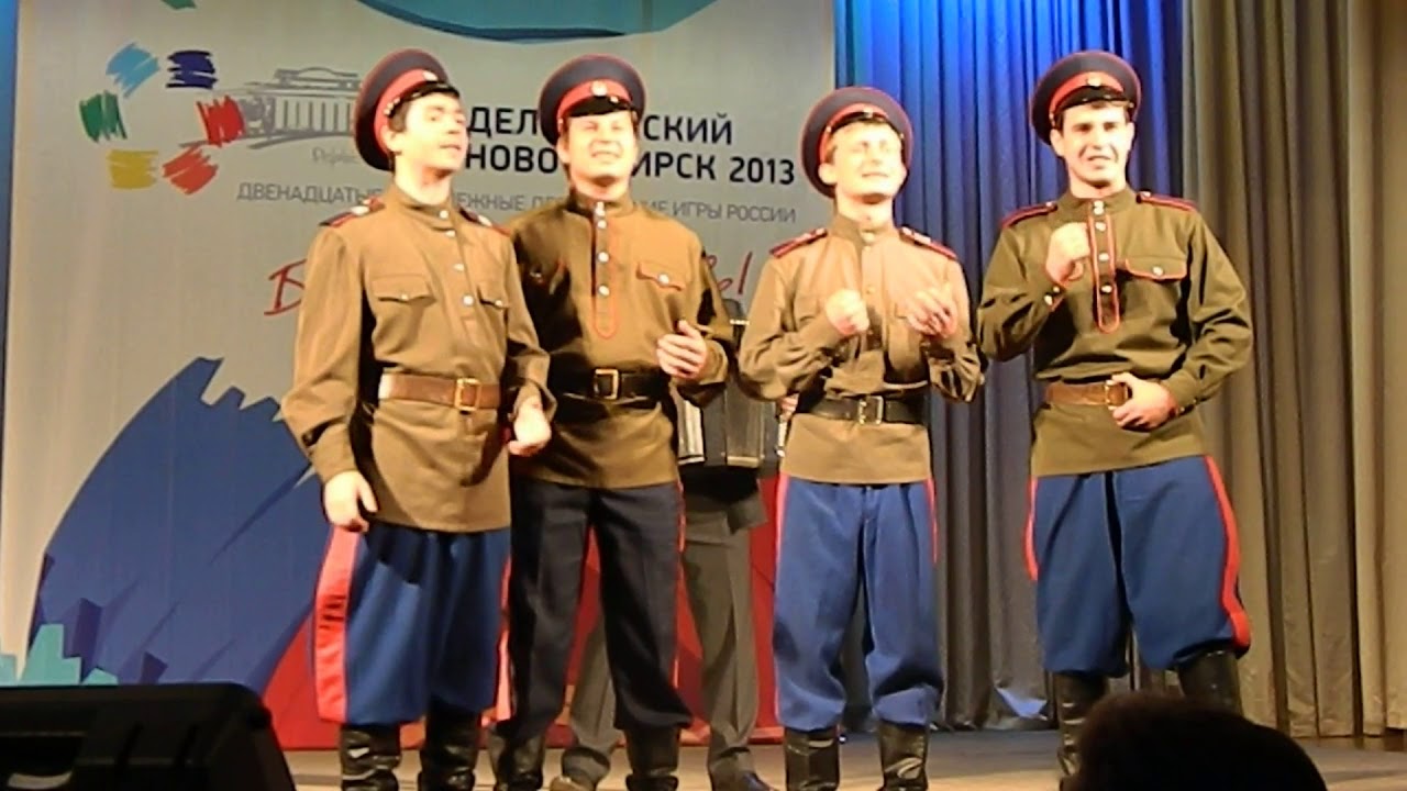 Казачья песня Пыль седую взвило войско за курганом или 
