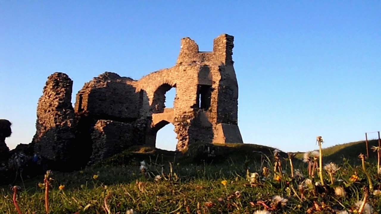 Sunset at Pennard Castle - 15 mins
