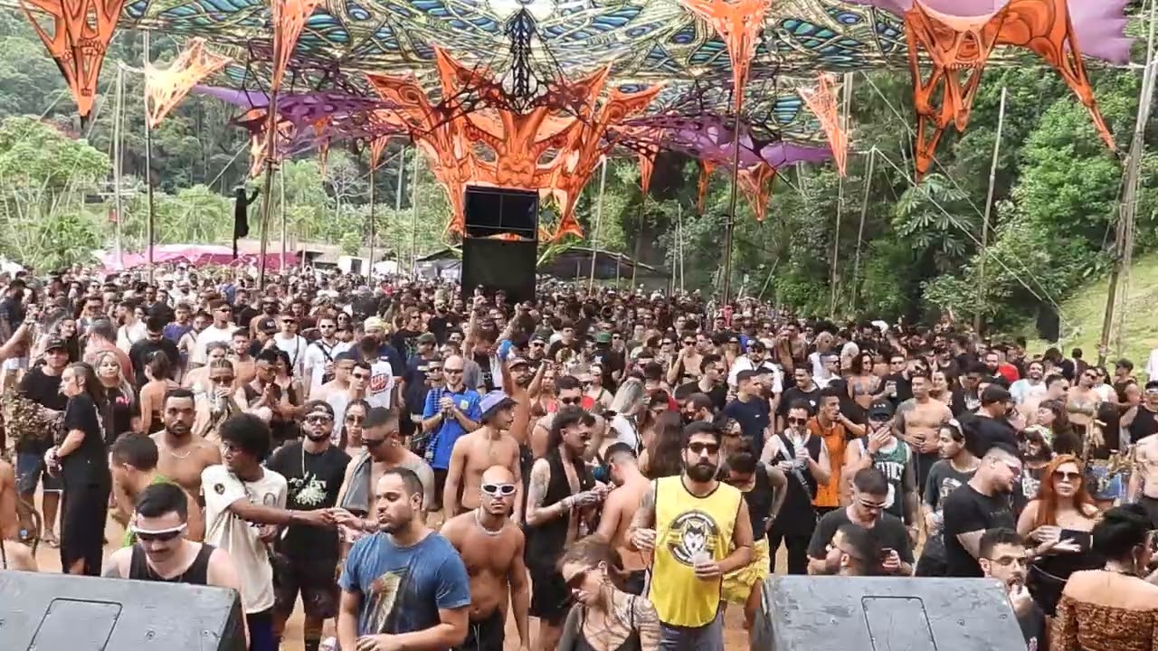 Kashyyyk at High Stage Festival. April 14, 2024 Brasil