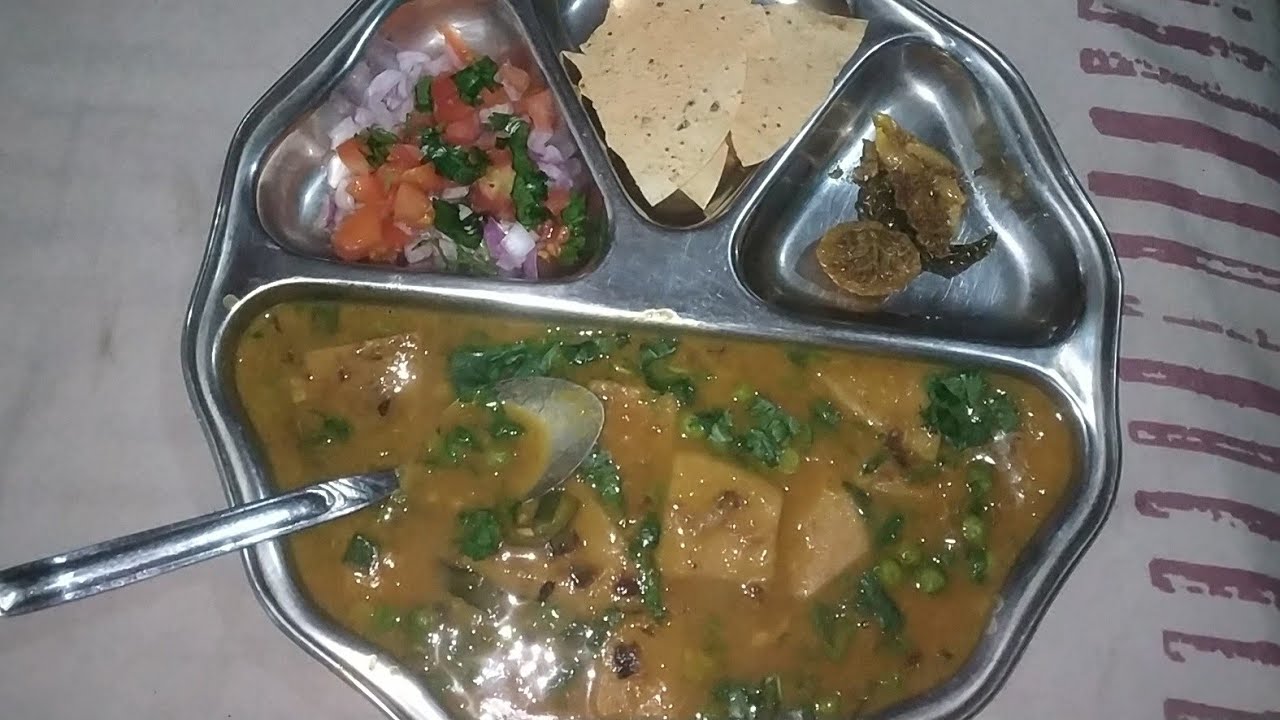 Goujrati daal dhokli 😋😝