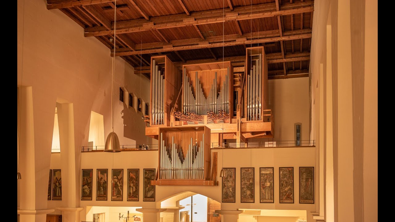 Toccata »O du fröhliche« – Maximilian Pöllner an der Jann-Orgel von Sankt Josef Memmingen