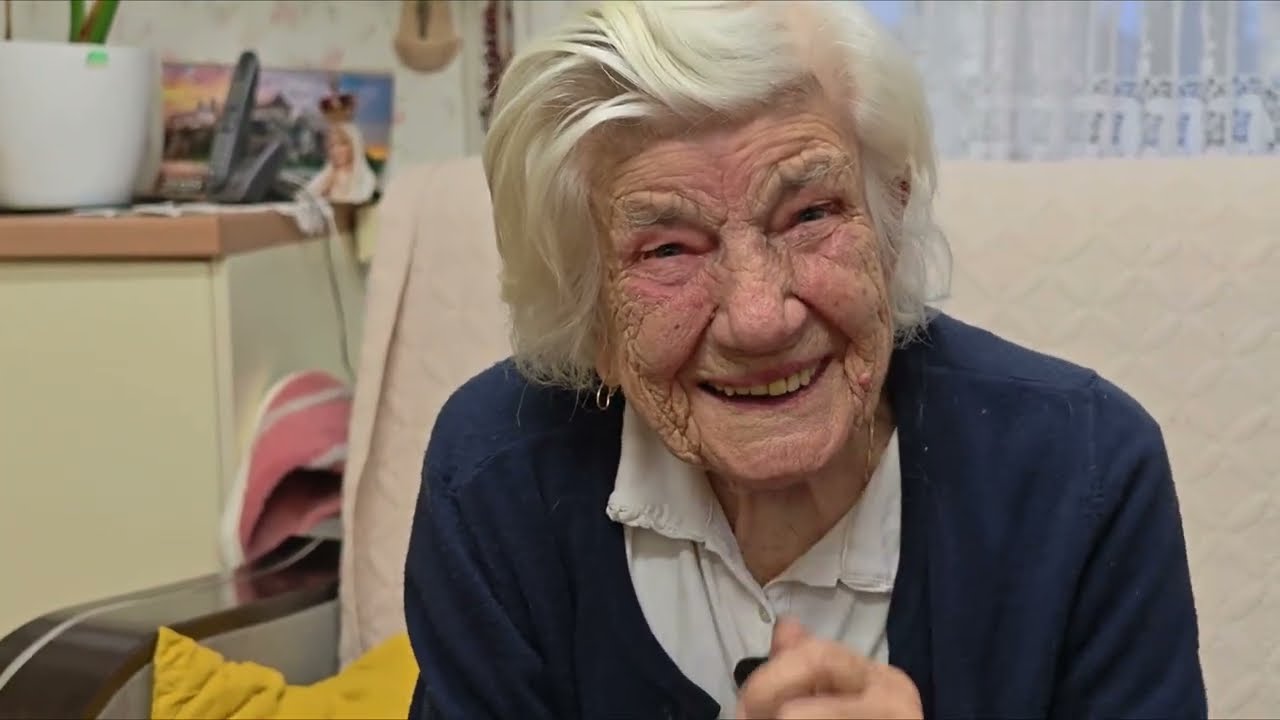 Łupianka Stara jest wesoła, góry i lasy dookoła. Pani Regina 97lat