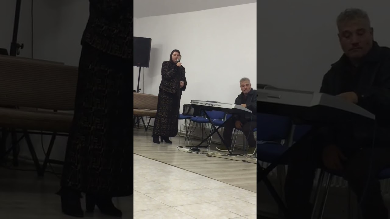 Sora Adina - Iti multumesc Isus                o vocea extraordinară