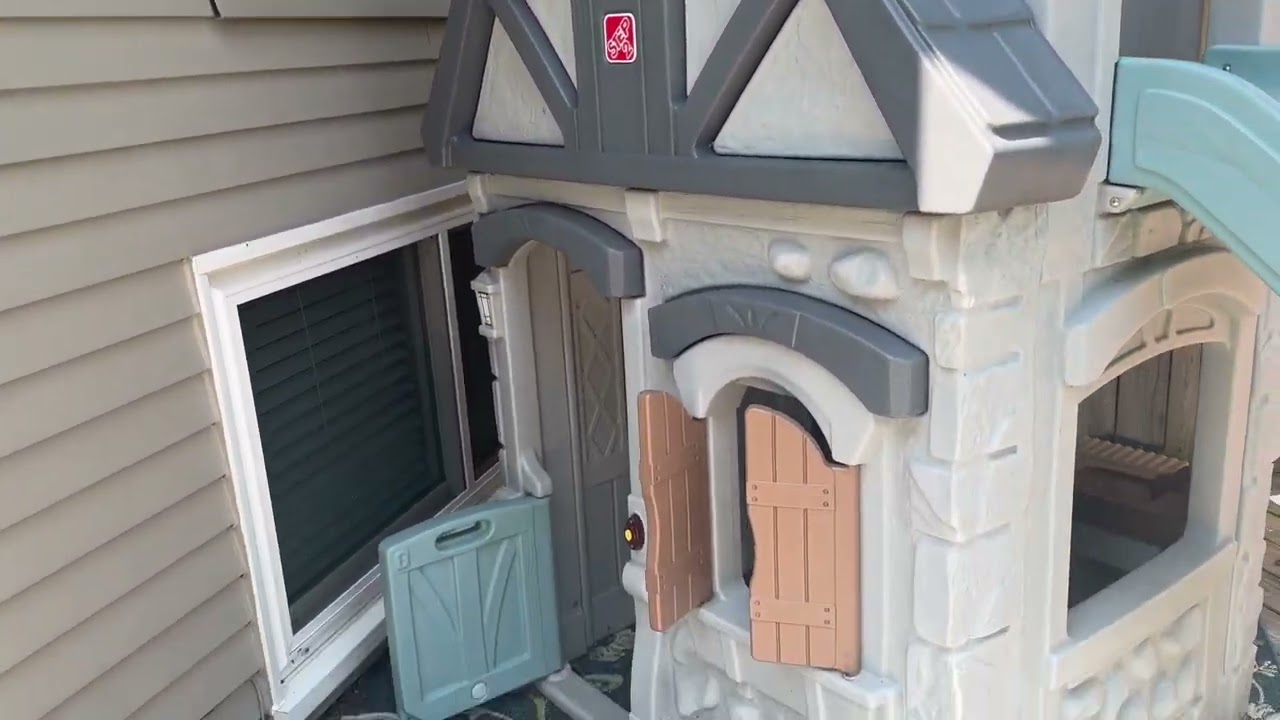 Review of the Step2 Enchanting Adventures 2-Story Kids Playhouse