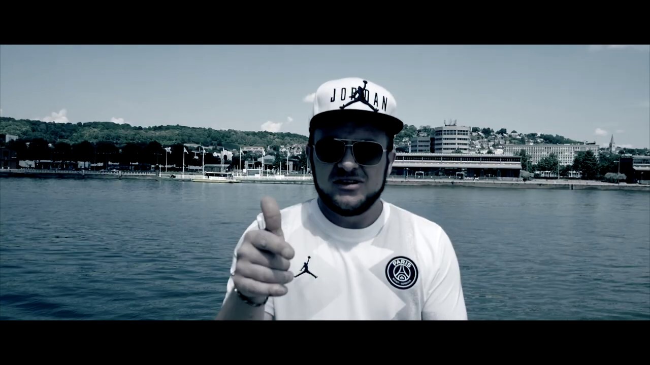 2TO - Deezer (Clip officiel)