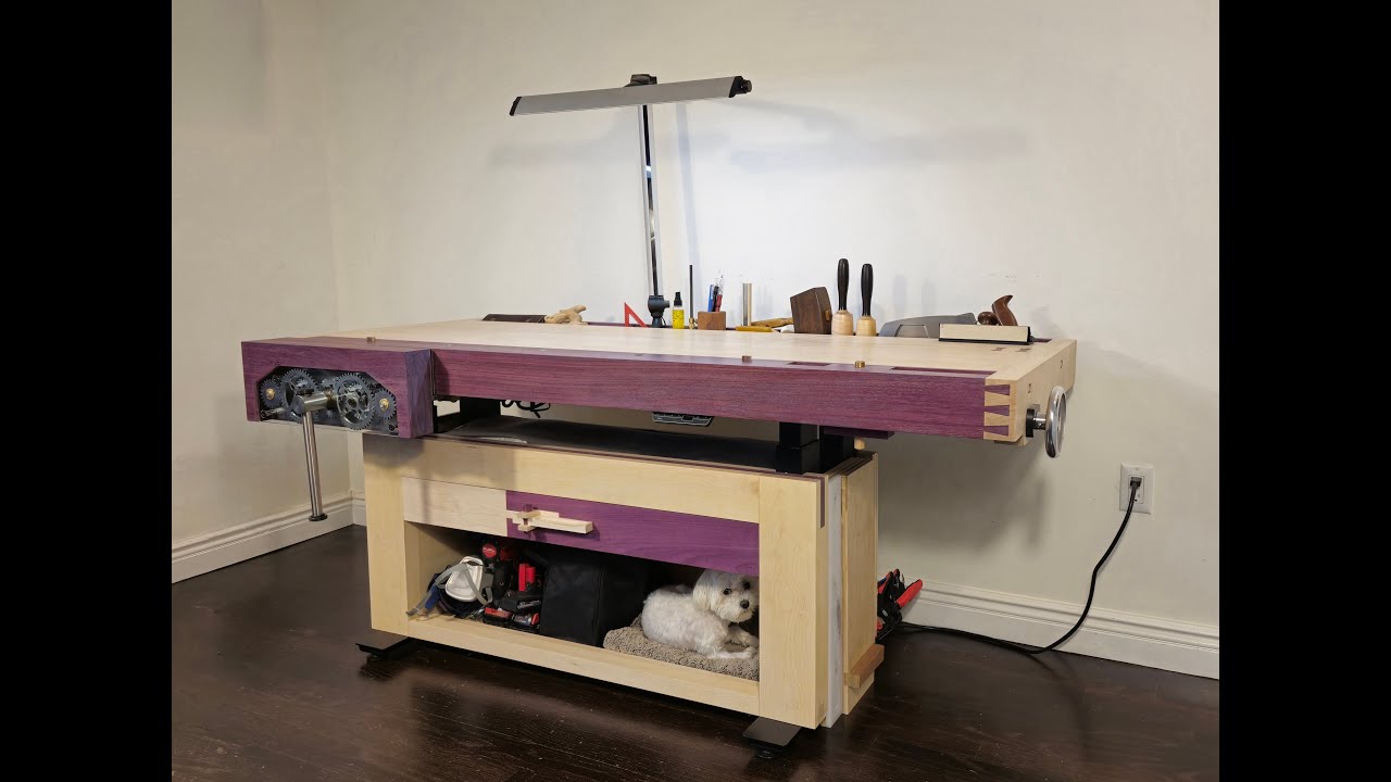Height adjustable workbench for woodworking